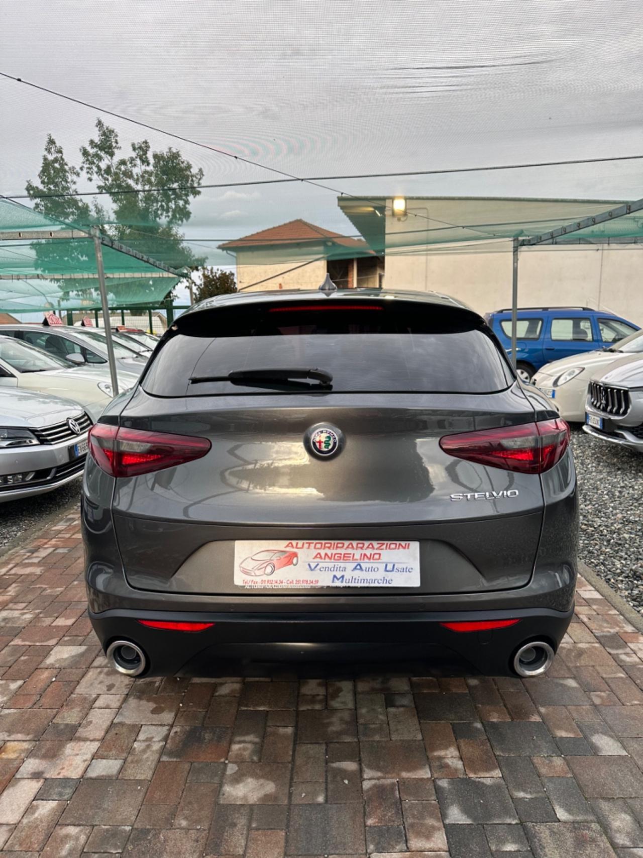 Alfa Romeo Stelvio 2.2 Turbodiesel 190 CV AT8 Q4 Executive