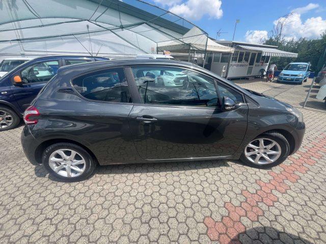 PEUGEOT 208 208 3p 1.4 hdi 8v Active