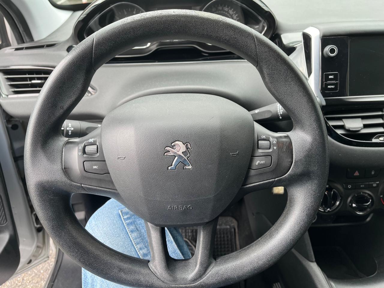 PEUGEOT 208 - BENZINA/GPL