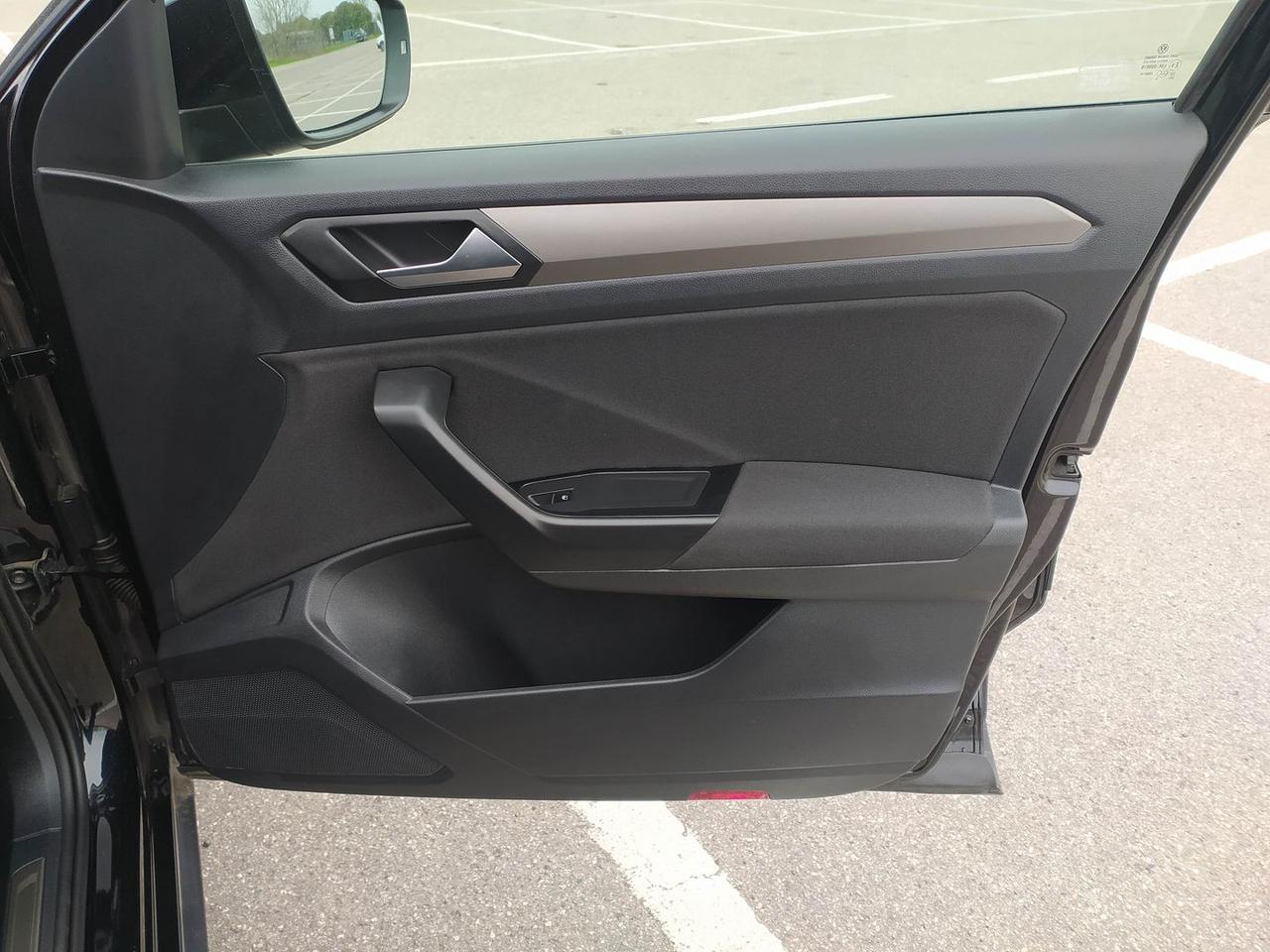 Volkswagen T-Roc Business 2.0 TDI 150CV #9725