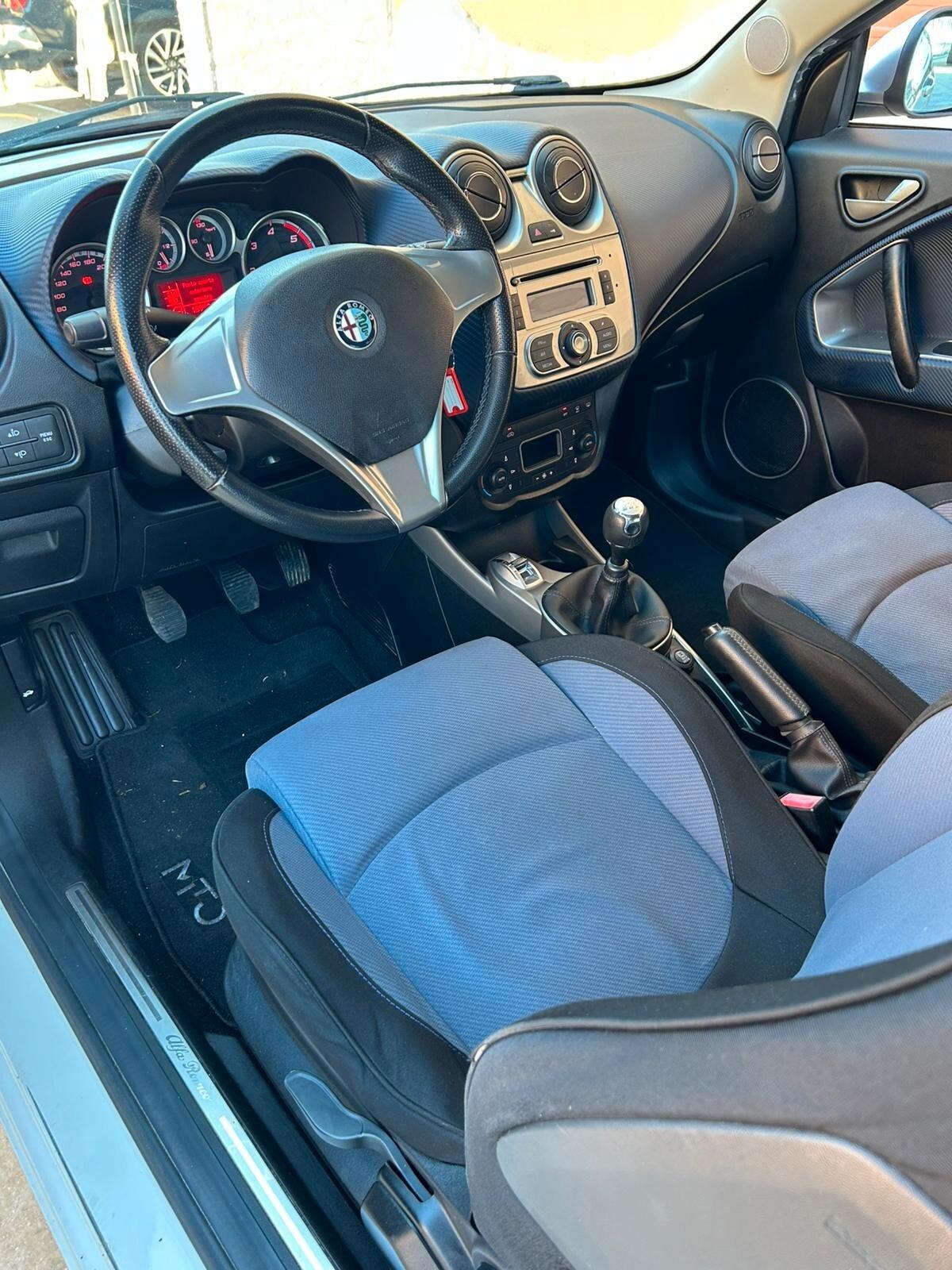 Alfa Romeo MiTo 1.3 JTDm-2 95 CV S&S Distinctive Sport Pack