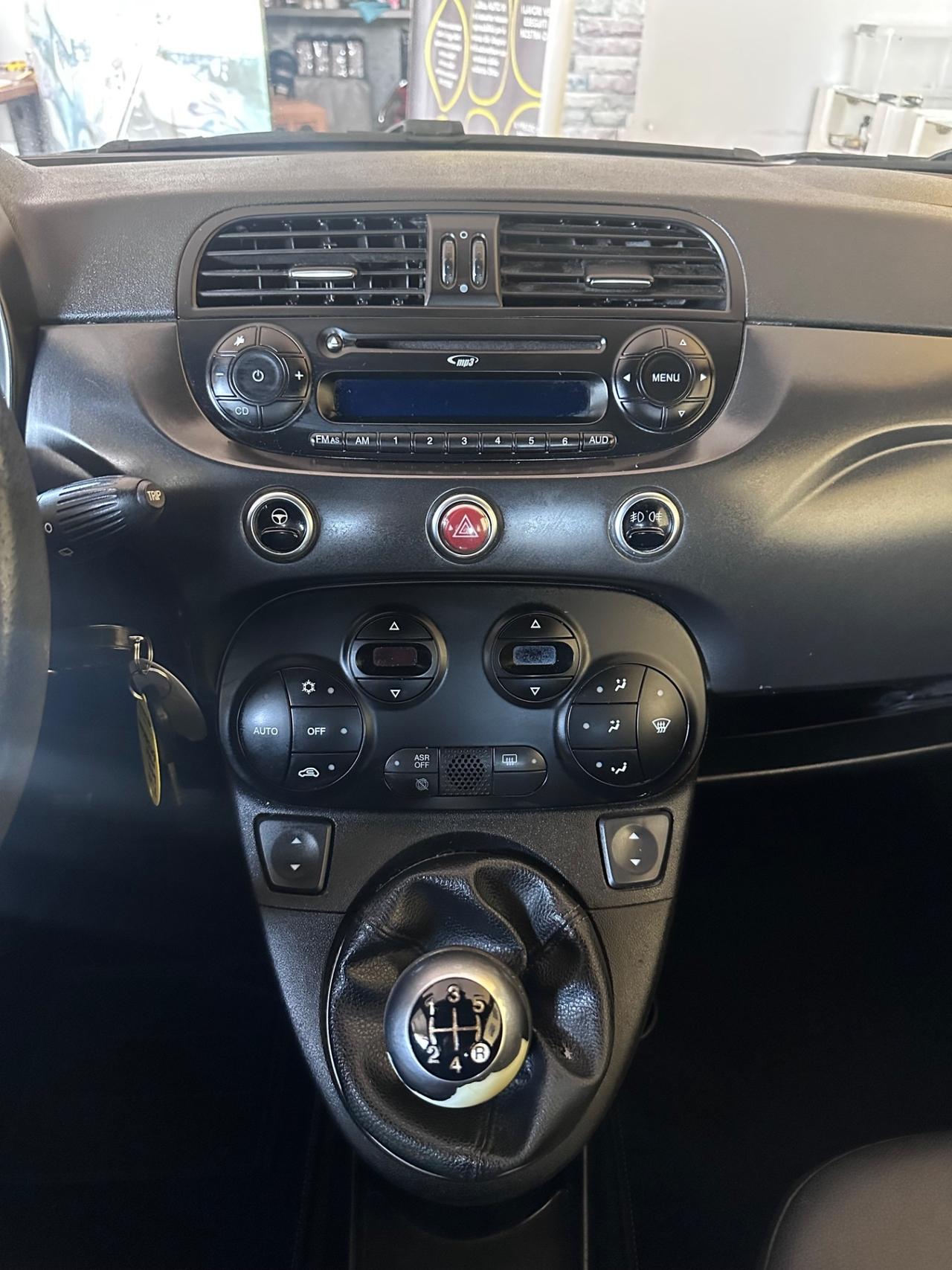 Fiat 500 1.3diesel 95 CV Matt Black 139.000km