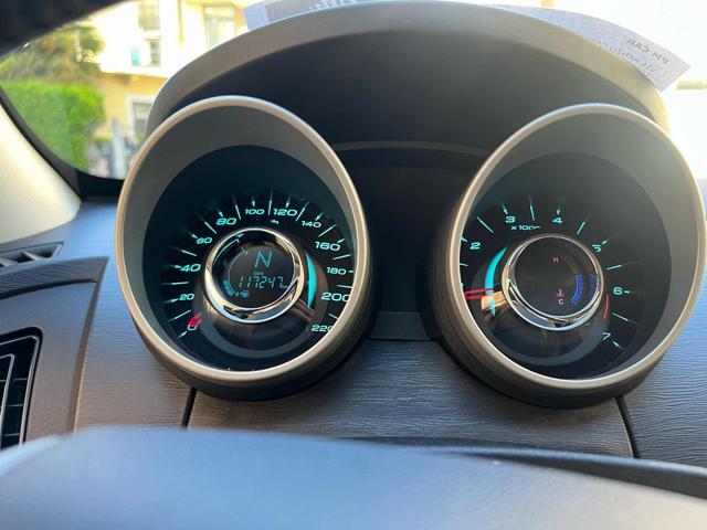 MAHINDRA XUV500 2.2 16V FWD W10