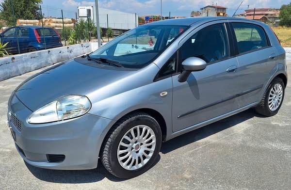 Fiat Grande Punto 1.3 MJT 75 CV 5 porte Dynamic