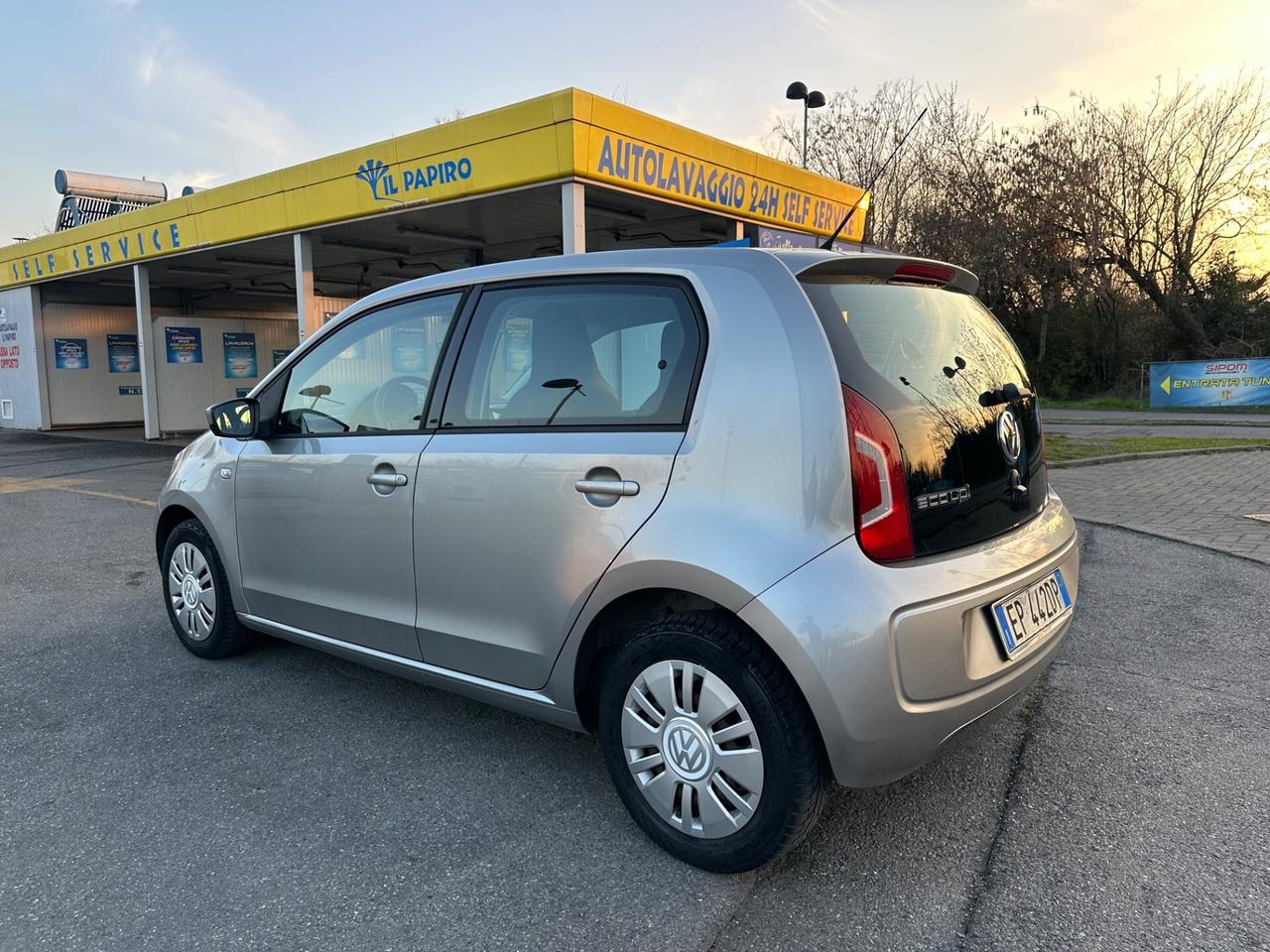 Volkswagen up! 1.0 5p. eco move METANO NEOPATENTATI UNIPROPRIETARIO