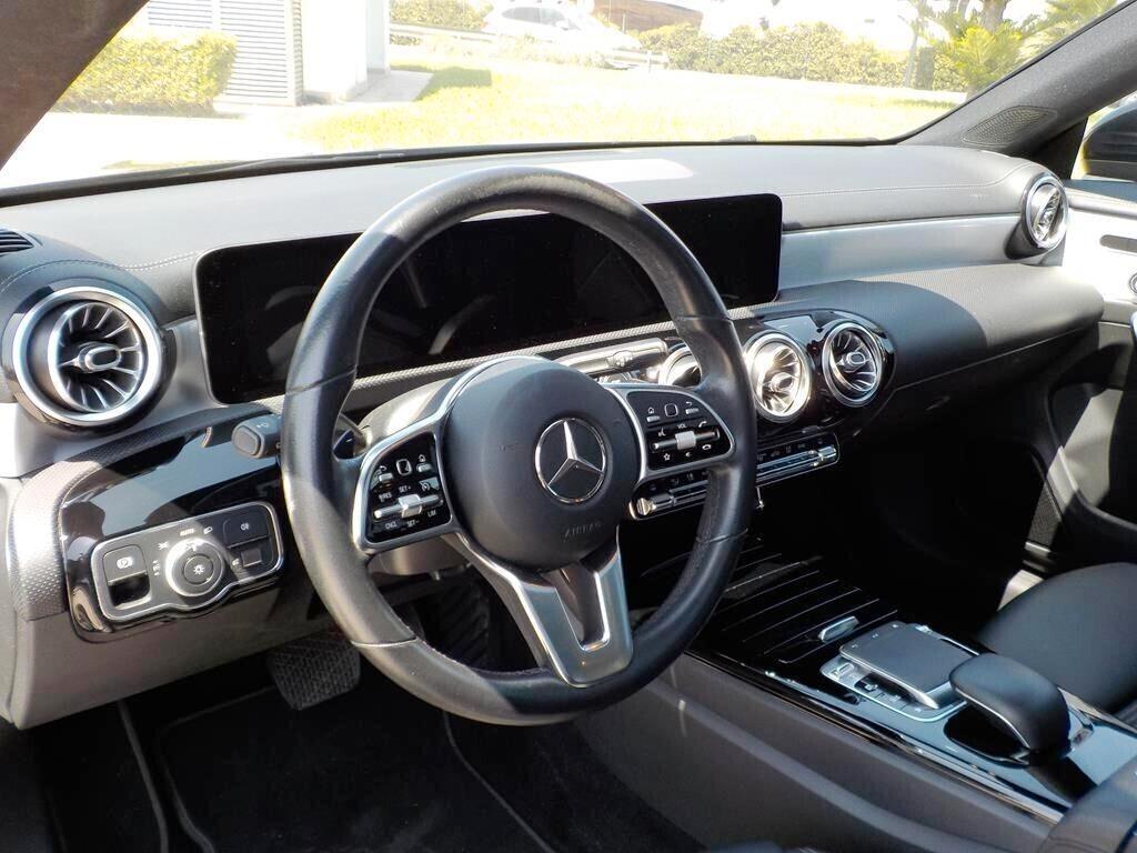 Mercedes-benz CLA 180 Automatic Sport