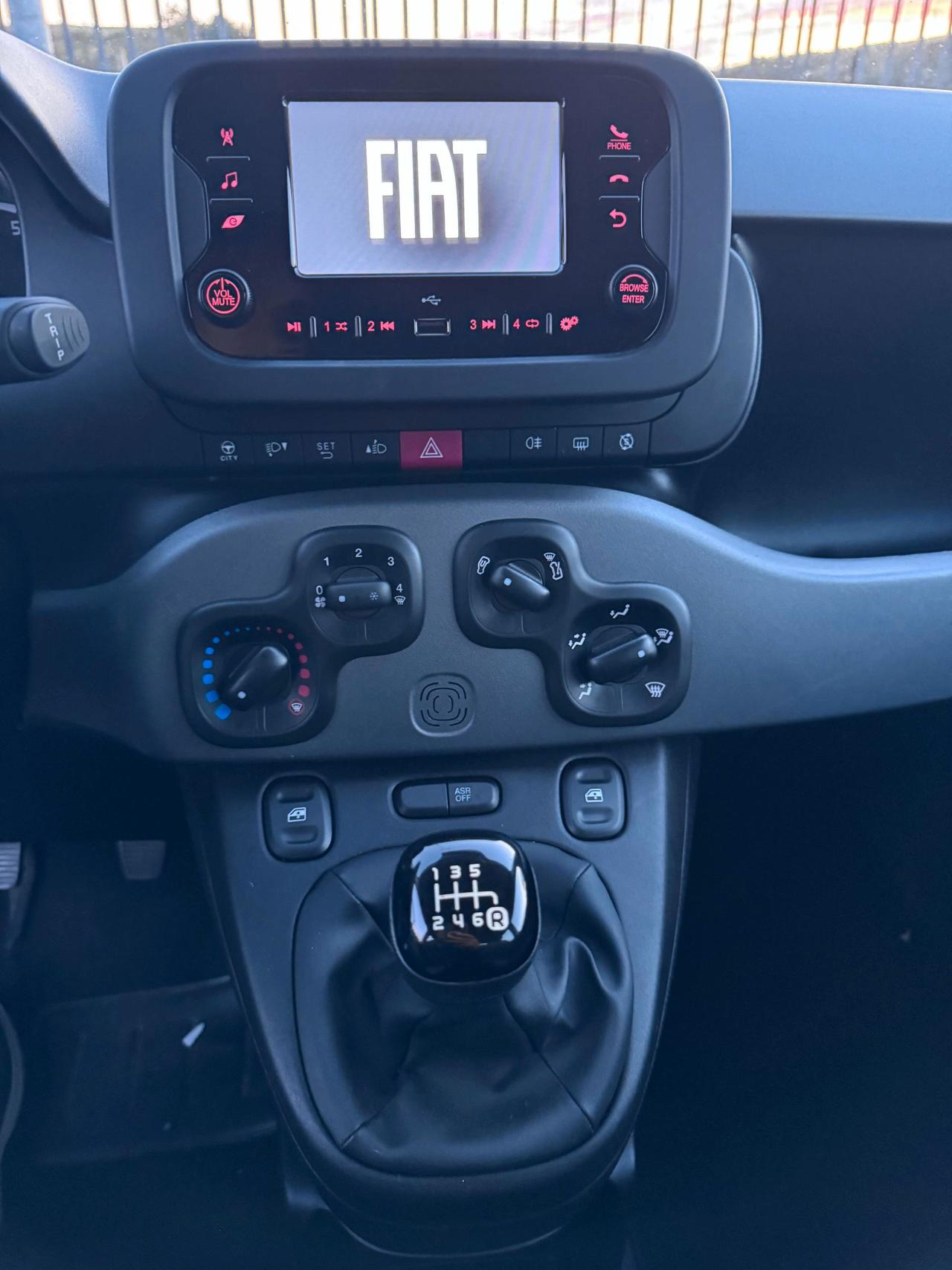 Fiat Panda (Red) Panda 1.0 firefly hybrid (Red) s&s 70cv 5p.ti