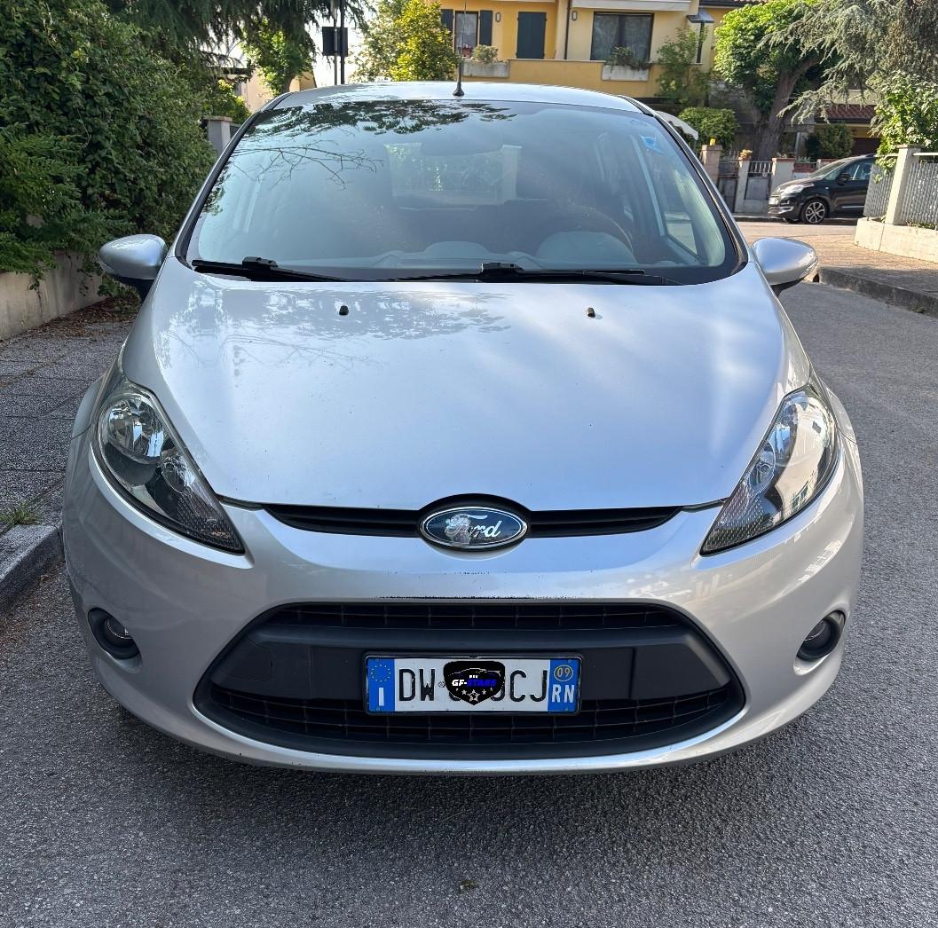 Ford Fiesta 1.2 82 CV 5 porte Titanium GPL