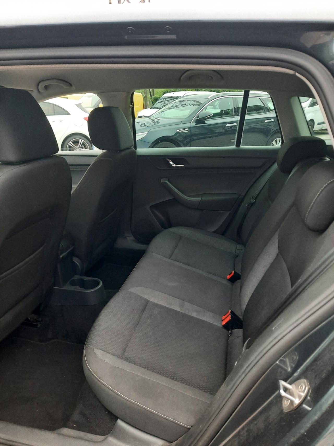 Skoda Rapid 1.4 TDI 90 CV Ambition OK NEOPATENTATI