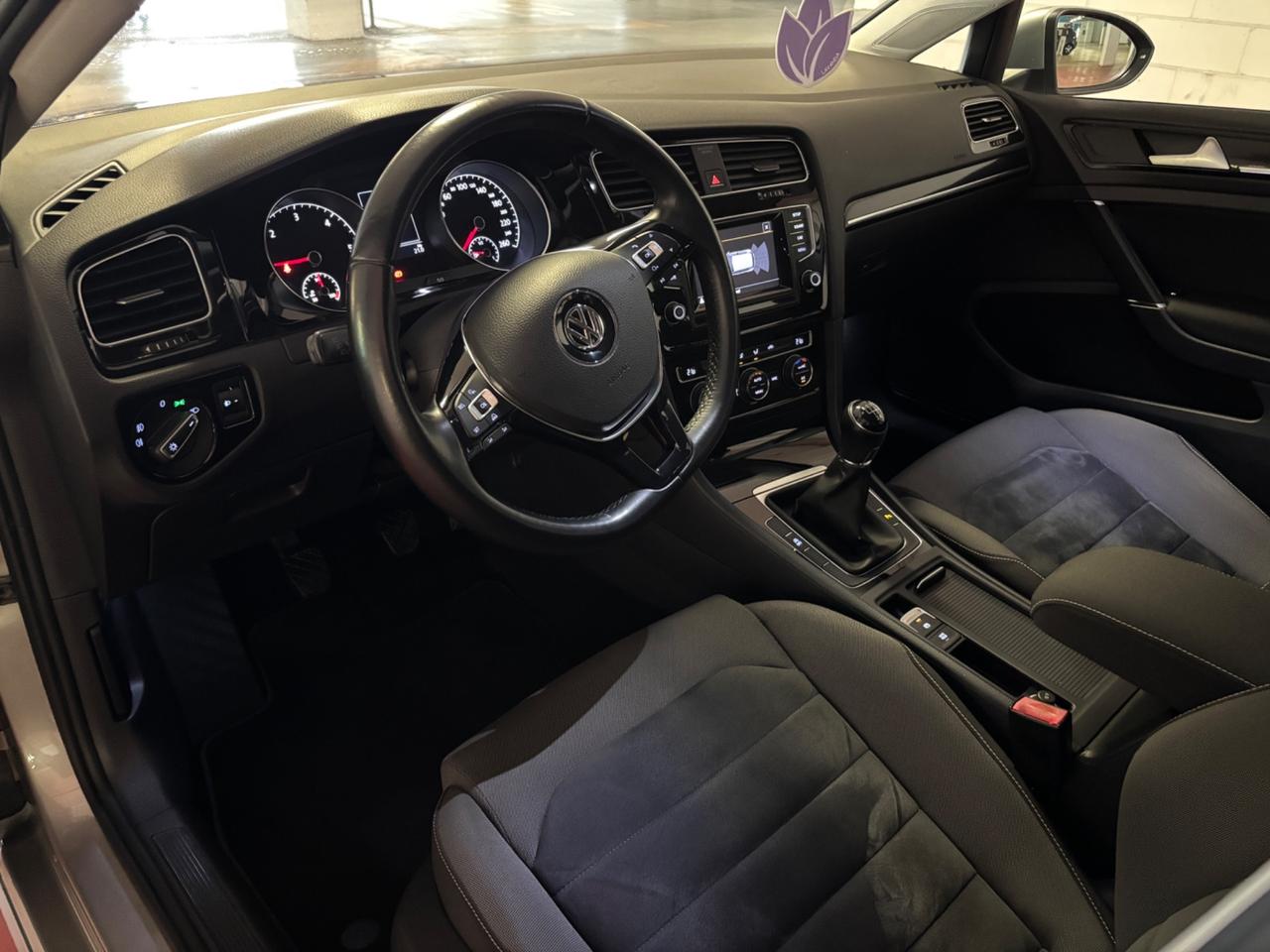 Volkswagen Golf 1.6 TDI