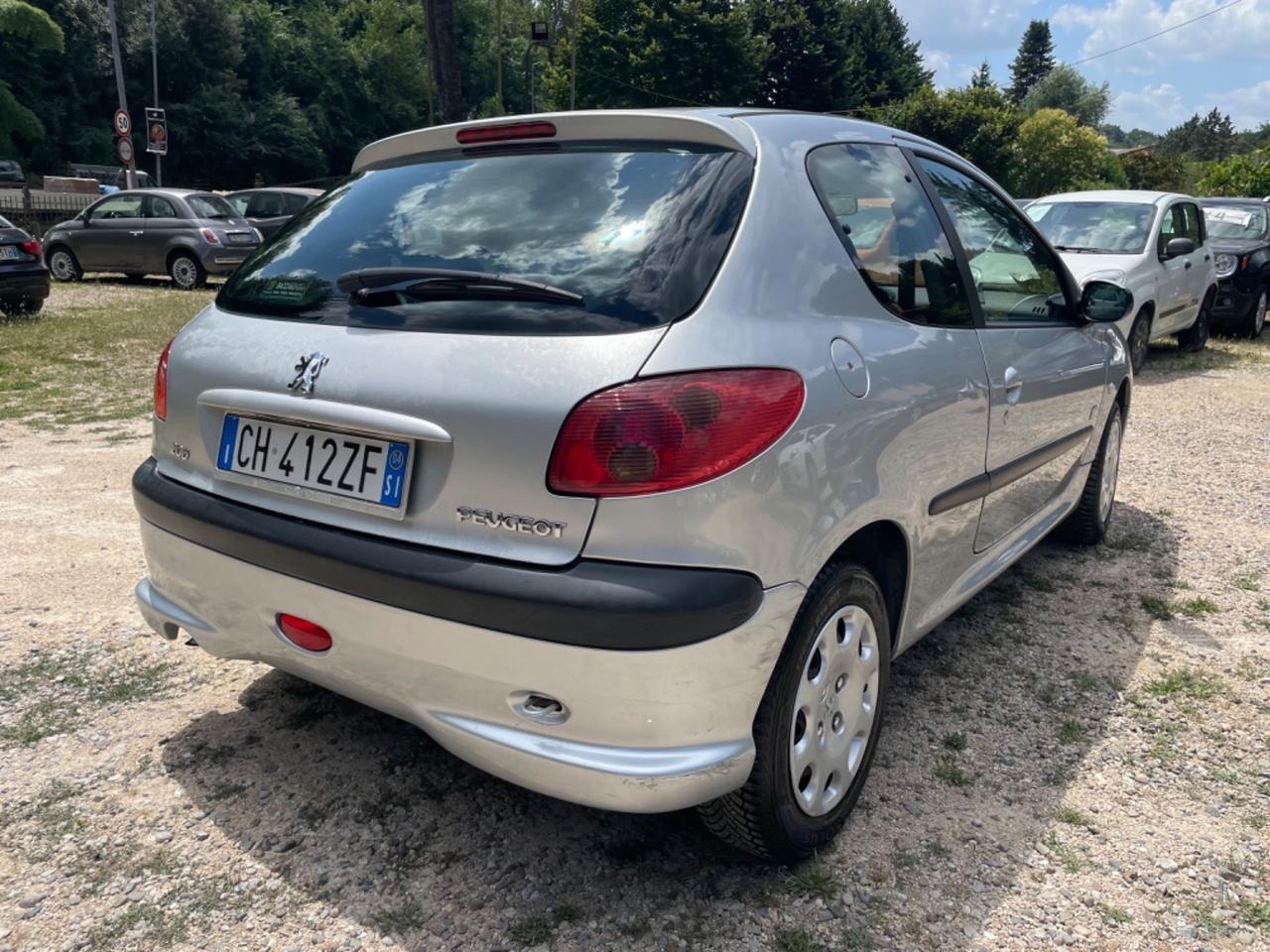 Peugeot 206 1.1 Benzina - Neopatentati