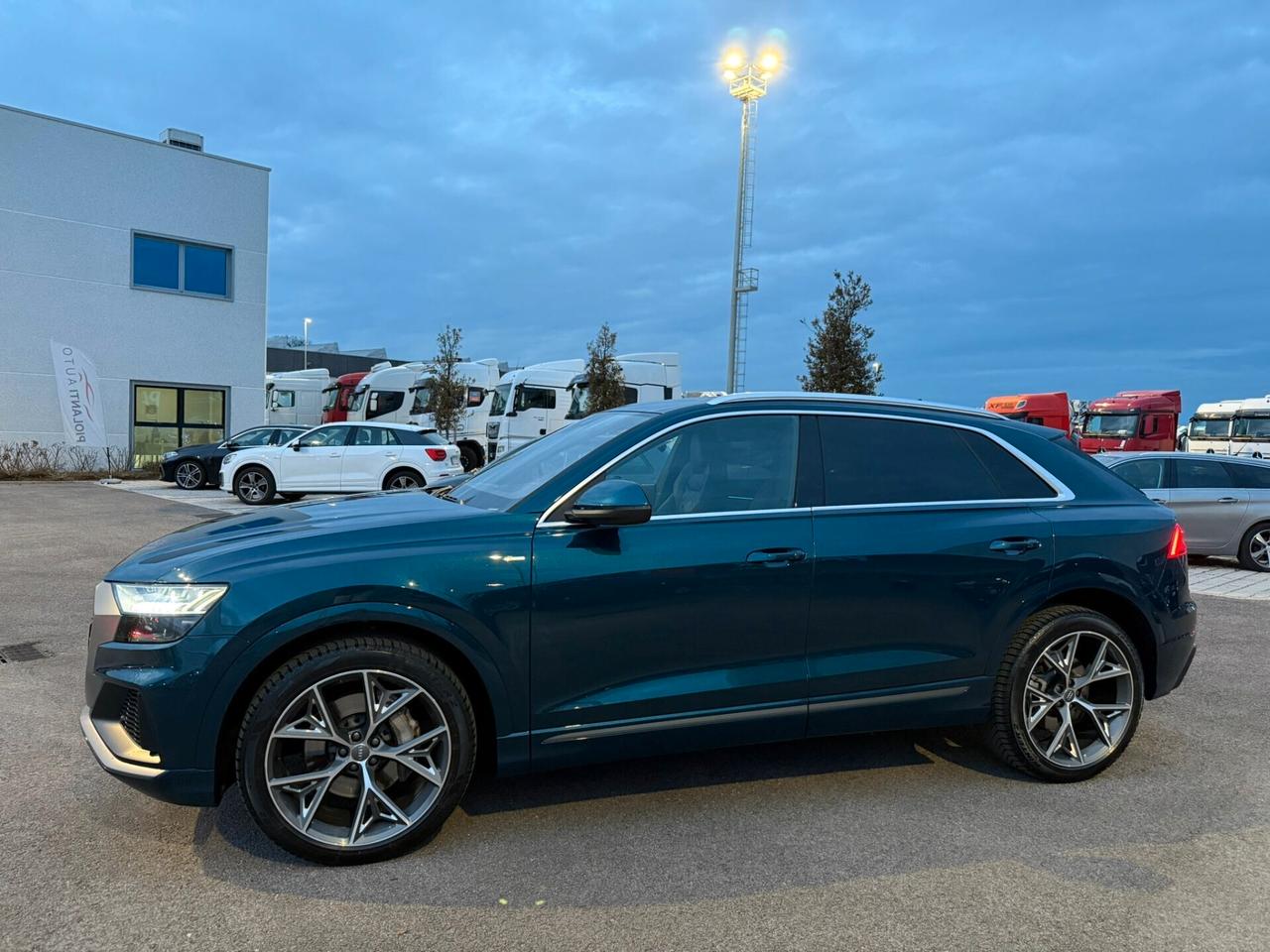 Audi Q8 50 TDI 286 CV quattro tiptronic Sline