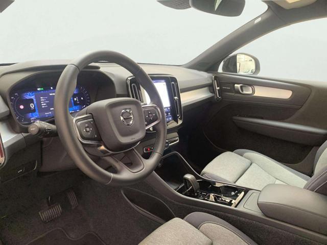 VOLVO XC40 B3 automatico Plus Dark Aziendale