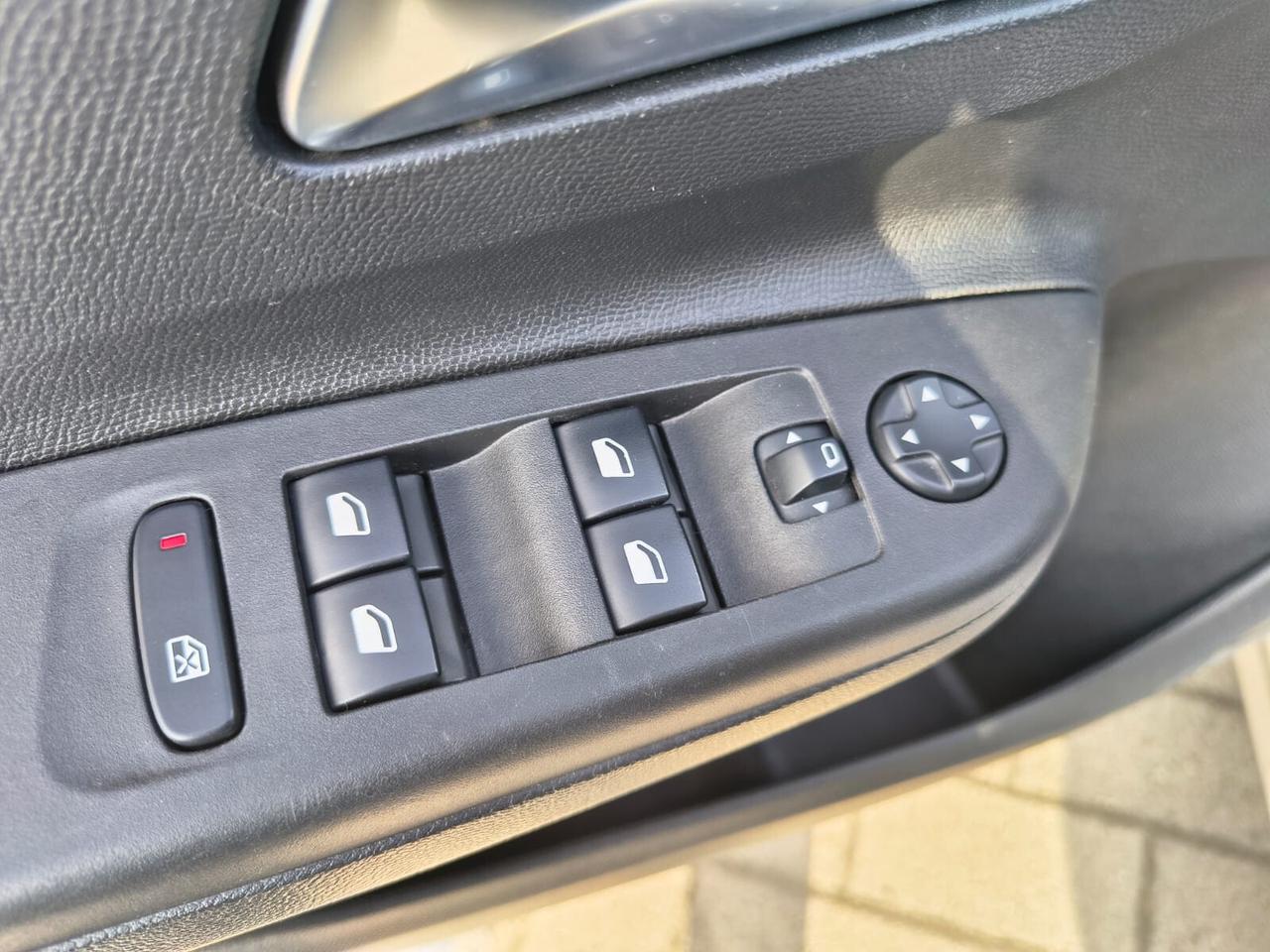 Opel Corsa 1.2 benzina 5porte *PREZZO REALE, NO VINCOLI*