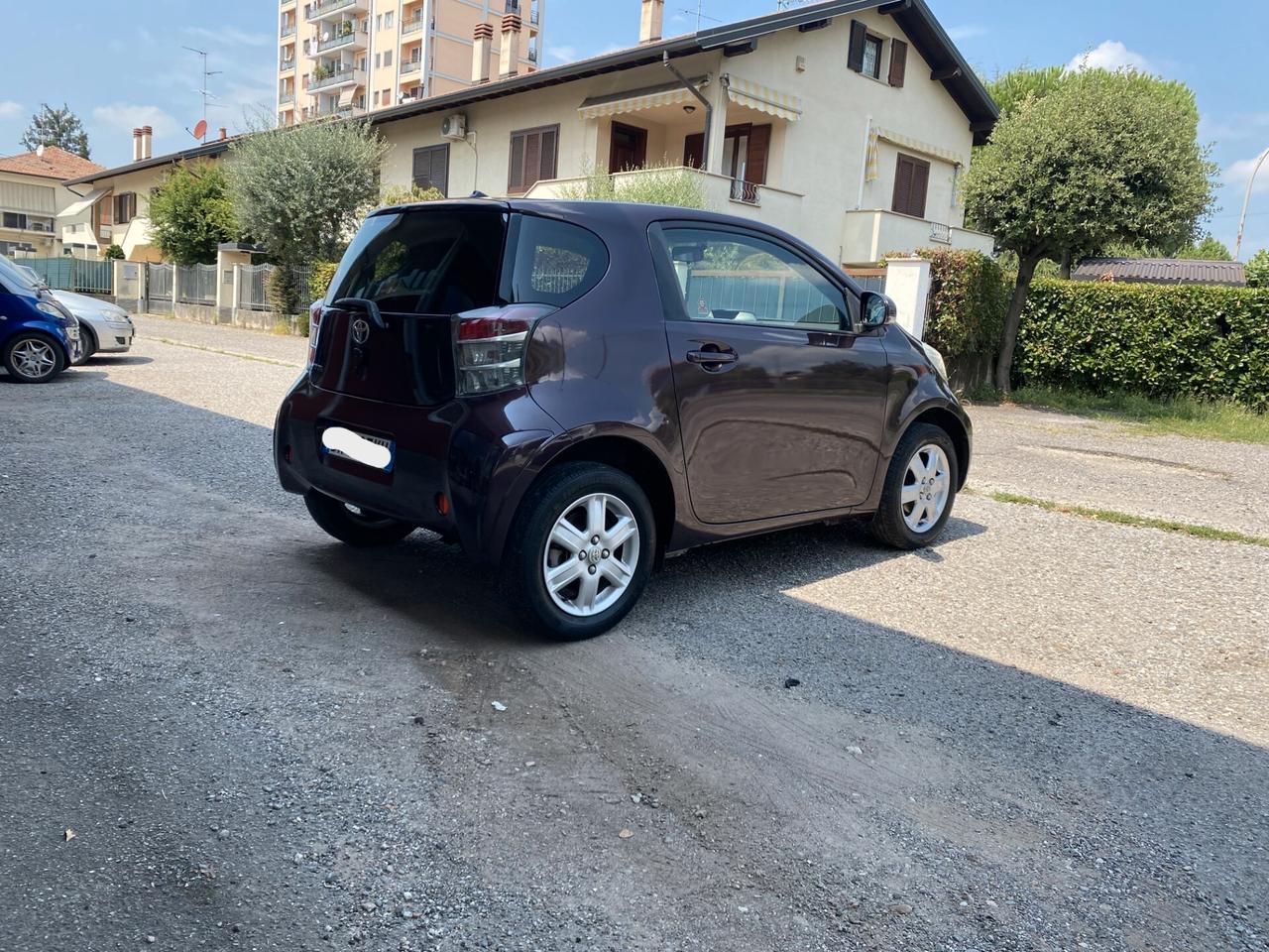 Toyota iQ 1.0 Multidrive OK NEOPATENTATI