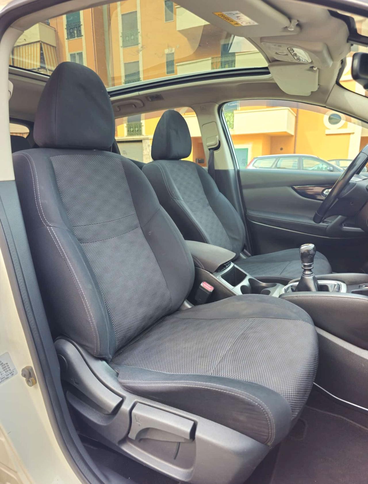 Nissan Qashqai 1.5 dCi N-Connecta