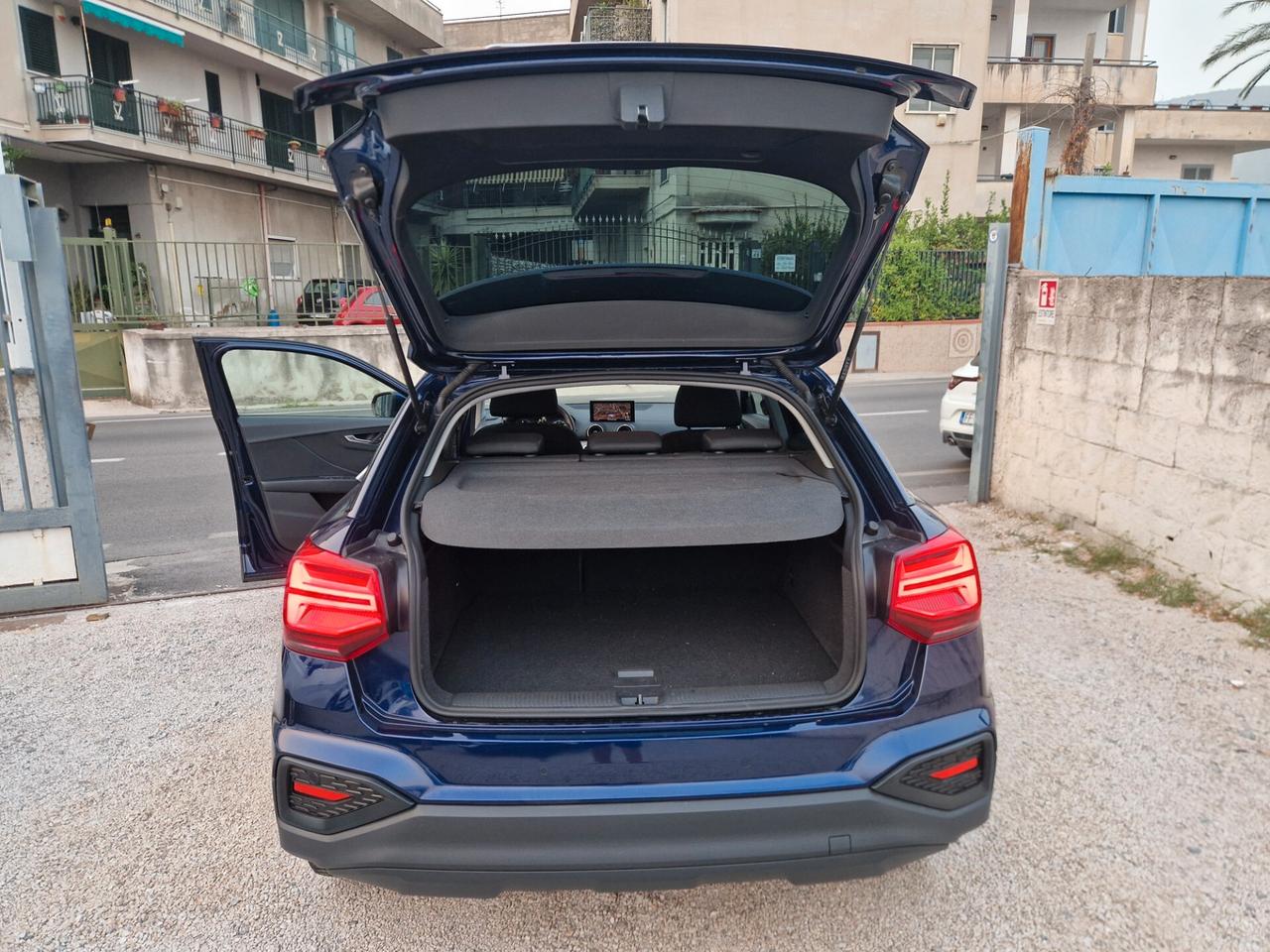 Audi Q2 30 TDI S tronic Business Advanced
