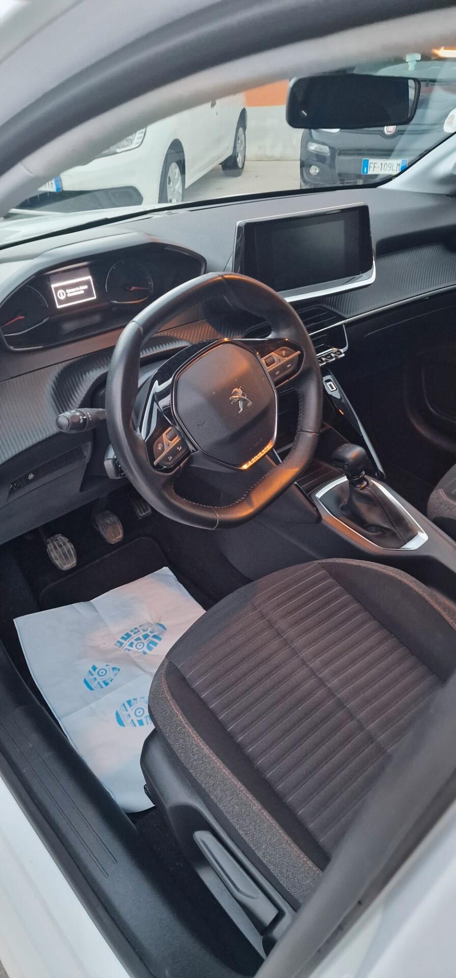 Peugeot 208 PureTech 100 Stop&Start EAT8 5 porte Active
