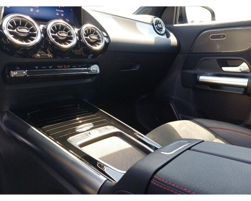 Mercedes-Benz GLA GLA 180 d AMG Line Advanced Plus NIGHT-PACK