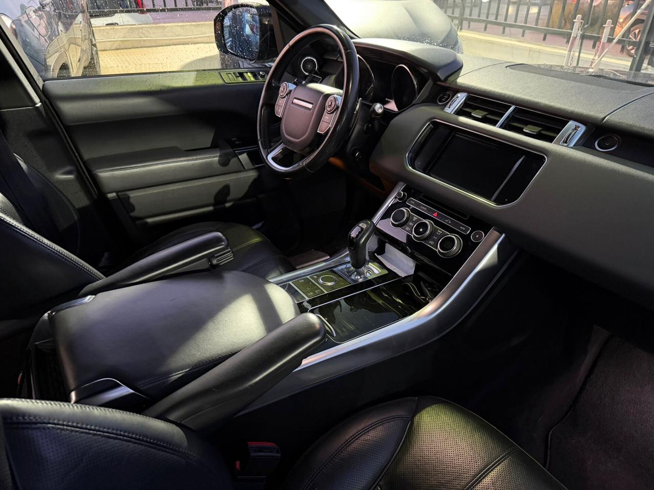 Land Rover Range Sport 3.0 TDV6 HSE