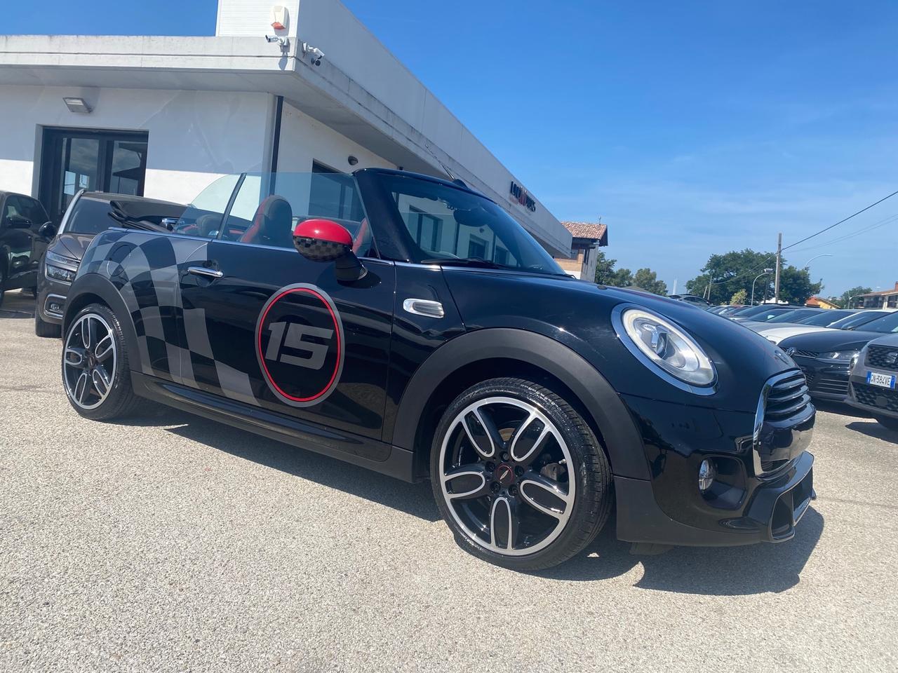 Mini Cooper D Cabrio 1.5 boost 116cv **Pack John Cooper Works**