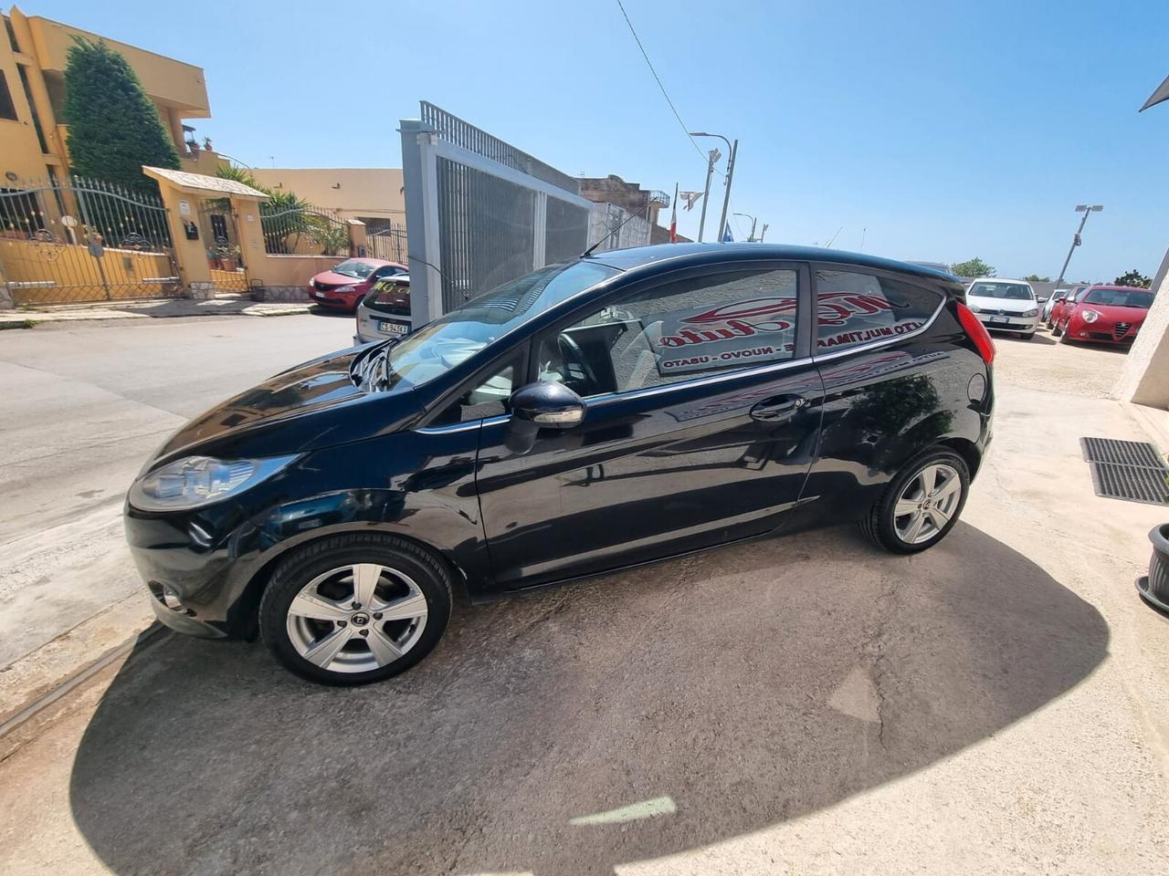 Ford Fiesta 1.4 TDCi aut. 3p. Ghia