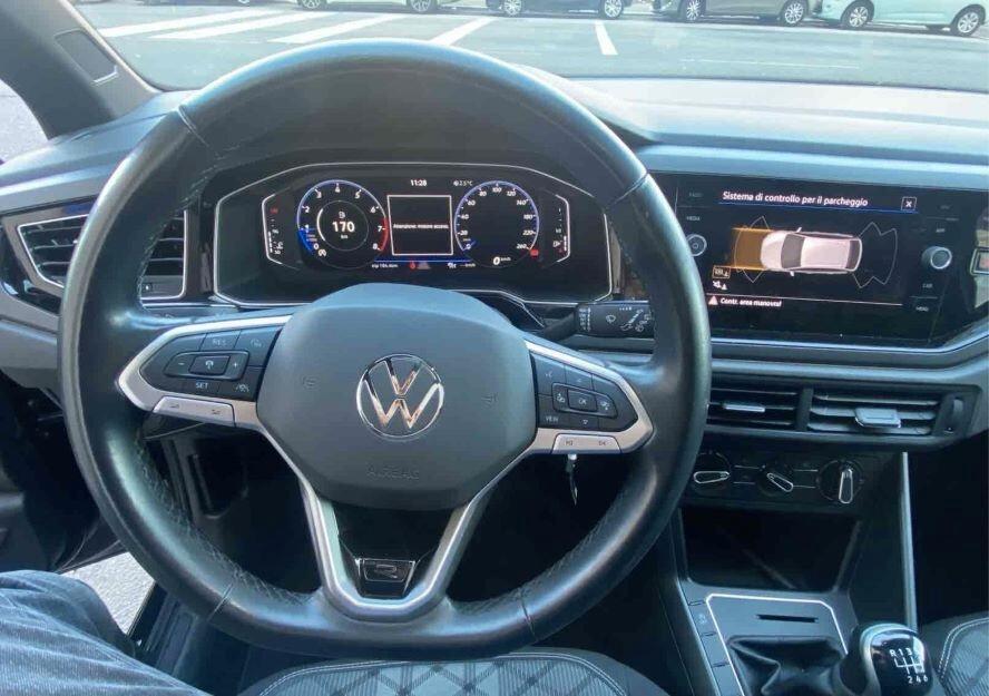 Volkswagen Taigo 1.0 TSI 110 CV R-Line TETTO APRIBILE PREZZO REALE