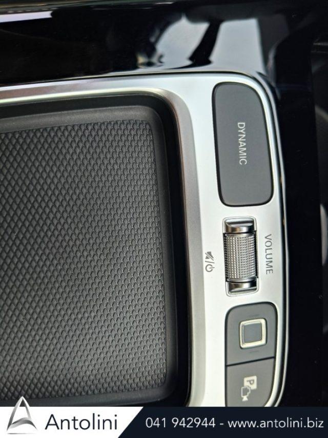 MERCEDES-BENZ A 35 AMG 4Matic Premium
