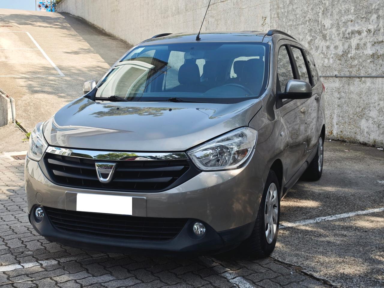 Dacia Lodgy 1.5 dCi 7 posti