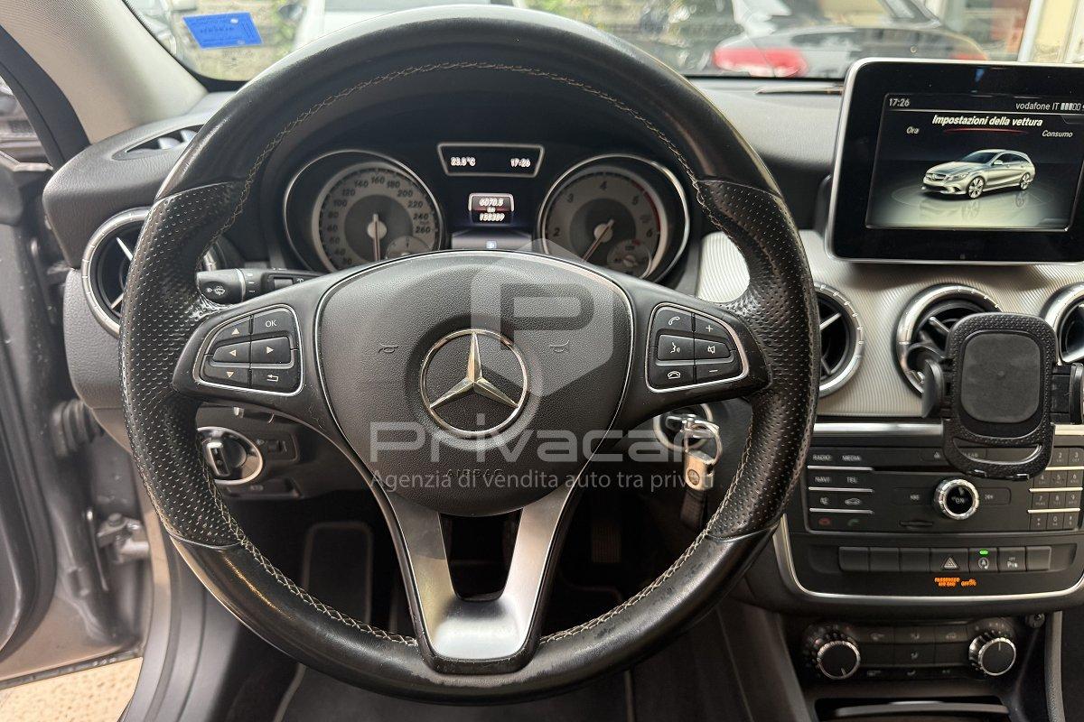 MERCEDES CLA 200 CDI S.W. Business