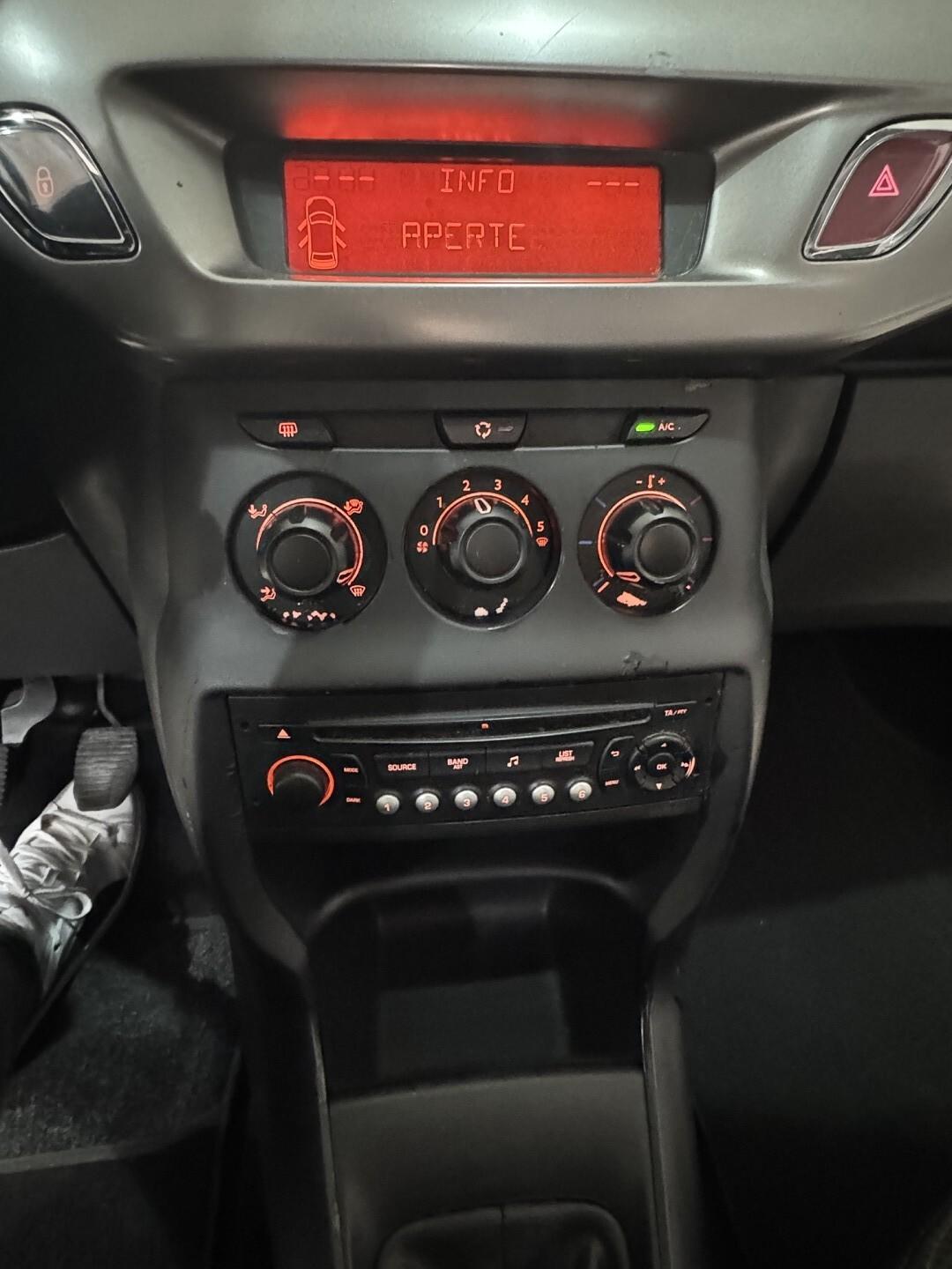 Citroen C3 EXCLUSIVE 1.2 cc. 82 cv.