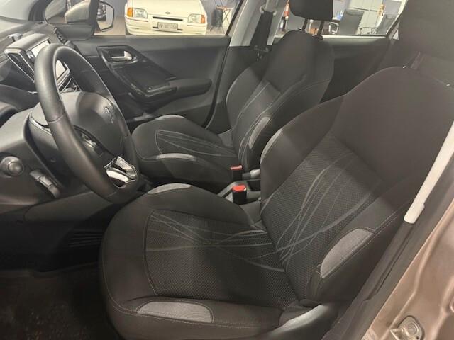 Peugeot 208 1.4 HDi 68 CV 5 porte Active