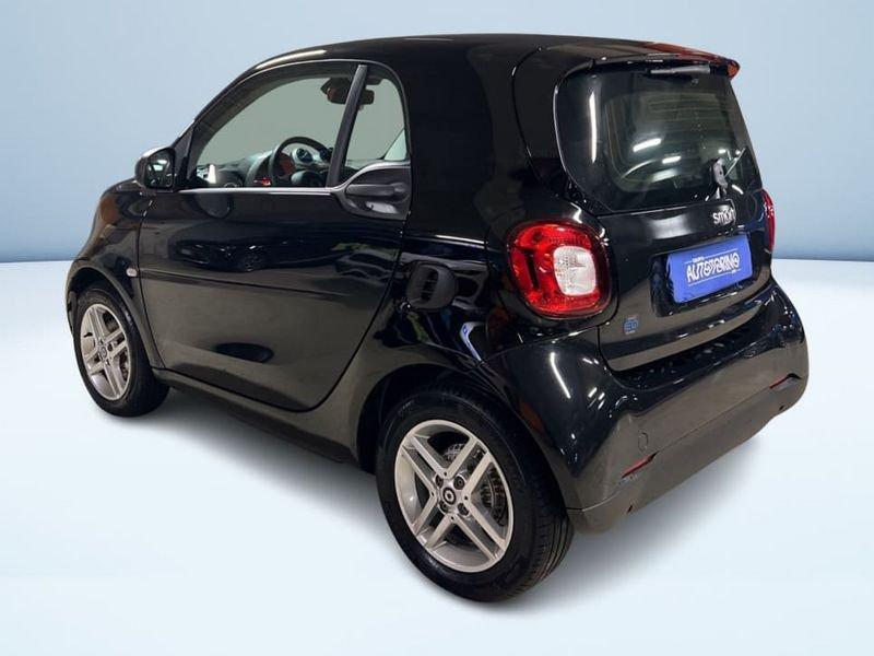smart fortwo EQ PURE 4,6KW