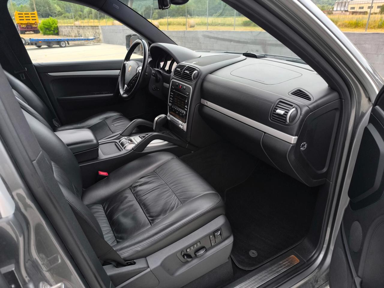 Porsche Cayenne 3.0 Diesel 240cv