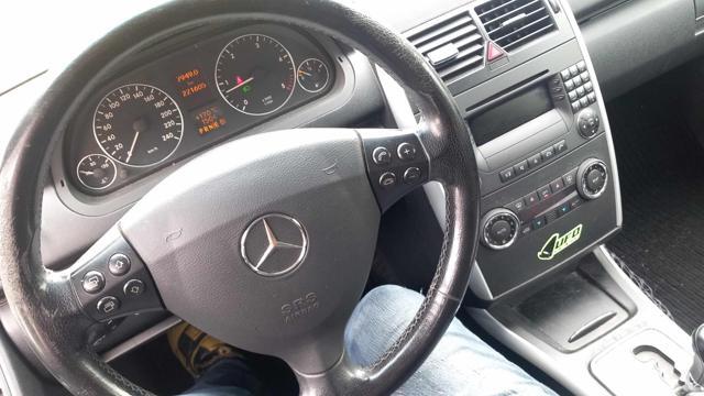 MERCEDES-BENZ A 180 CDI Avantgarde senza nessun lavoro da fare