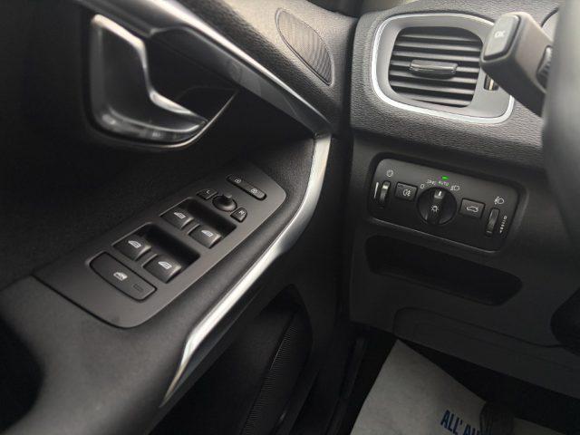 VOLVO V40 D2 1.6 115Cv Kinetic