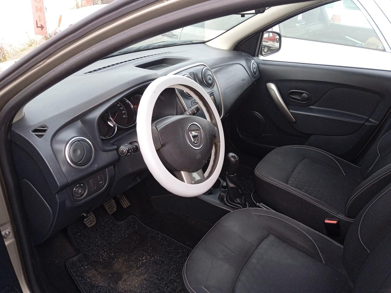 Dacia Sandero 1.5 dCi 8V 75CV Lauréate