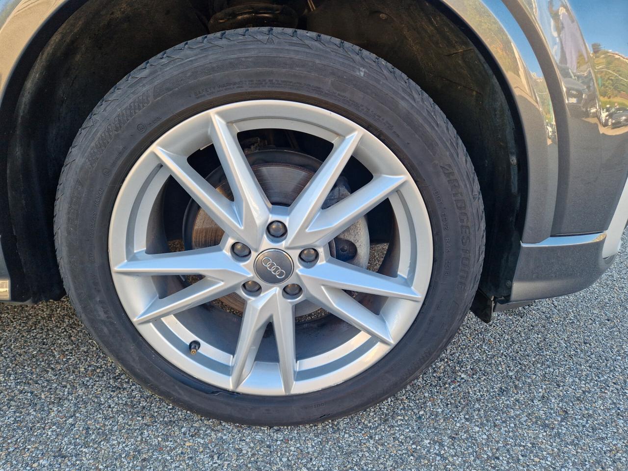 Audi Q2 35 TFSI S tronic Identity Black