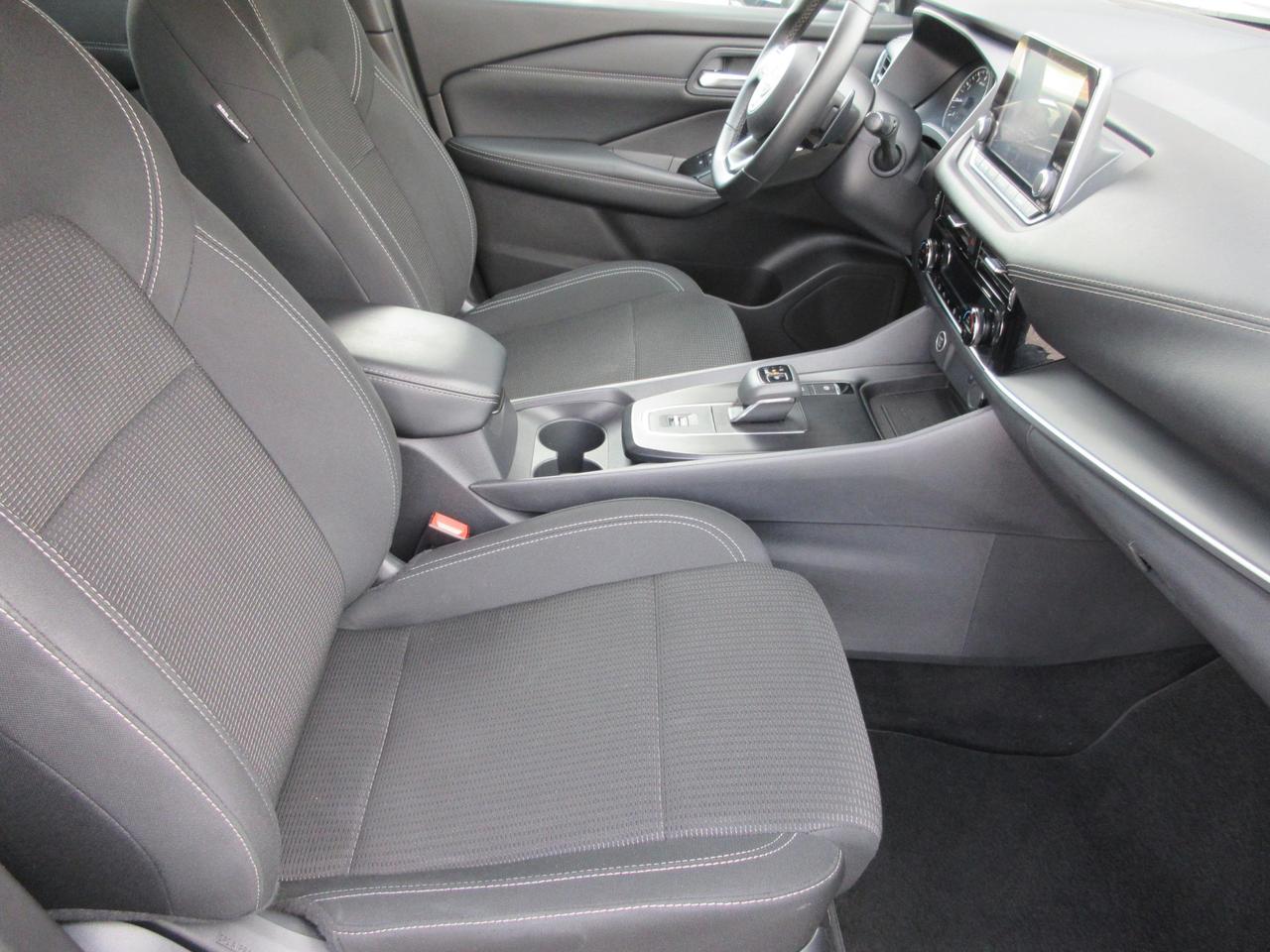 Nissan Qashqai 1.3 mhev Business 2wd 158cv xtronic