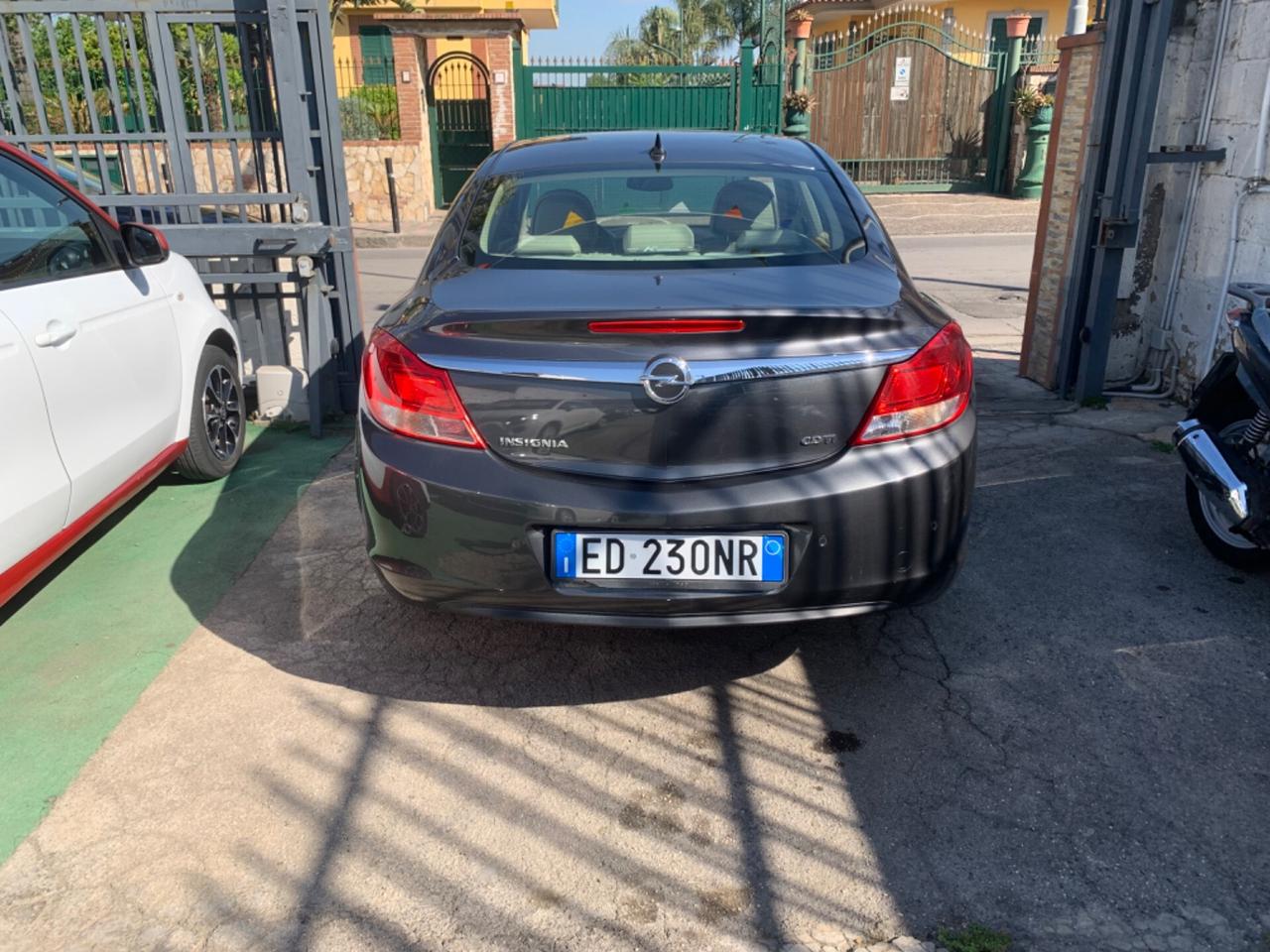 Opel Insignia 2.0 CDTI 4 porte Cosmo