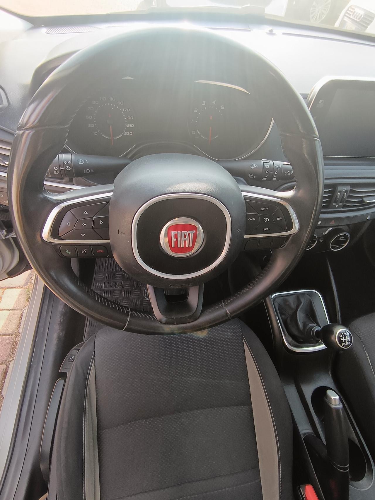 Fiat Tipo 1.4 T-Jet 120CV GPL 5 porte Lounge VETTURA CONTO VENDITA