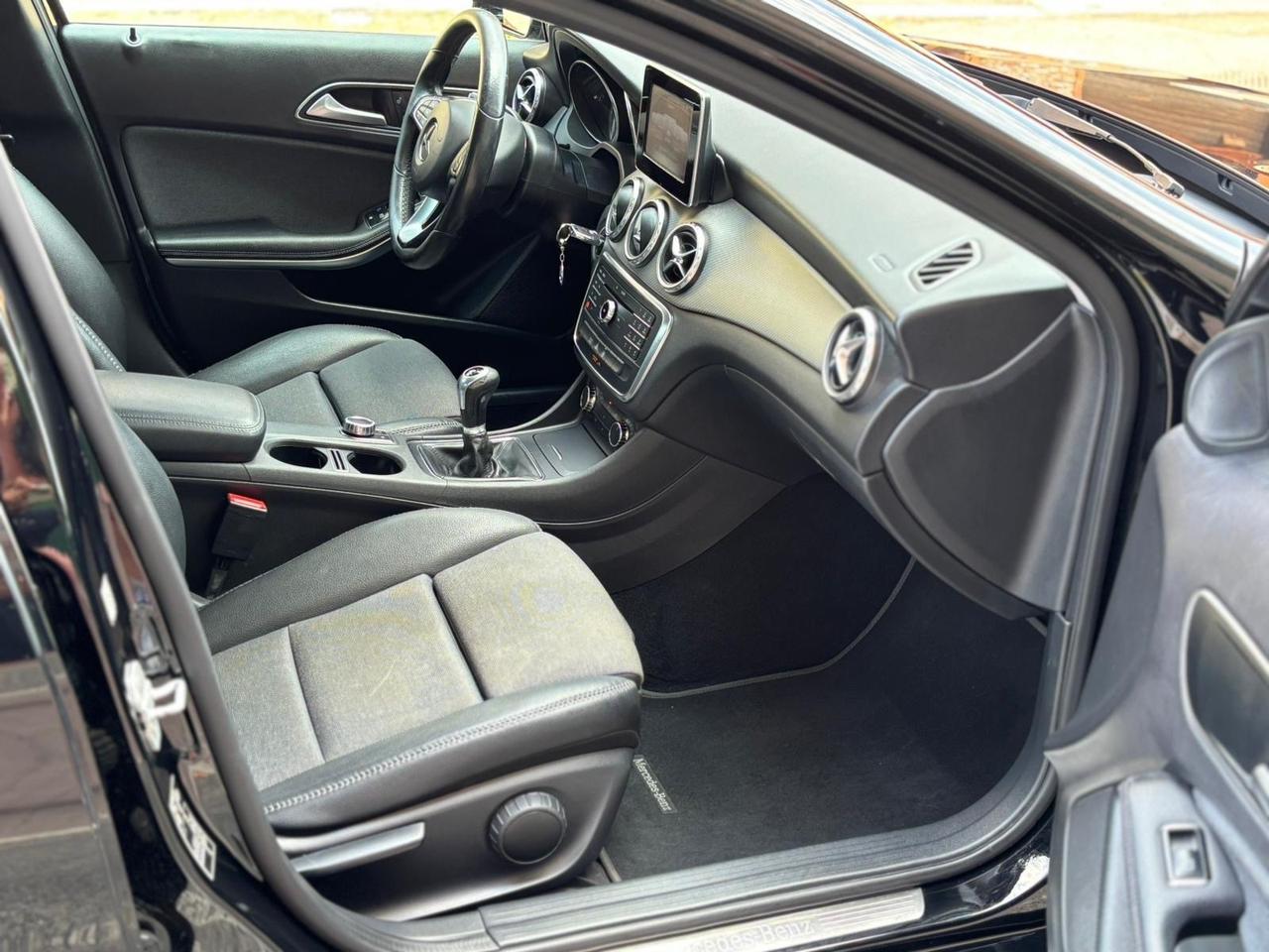 Mercedes-benz GLA 180 d Business
