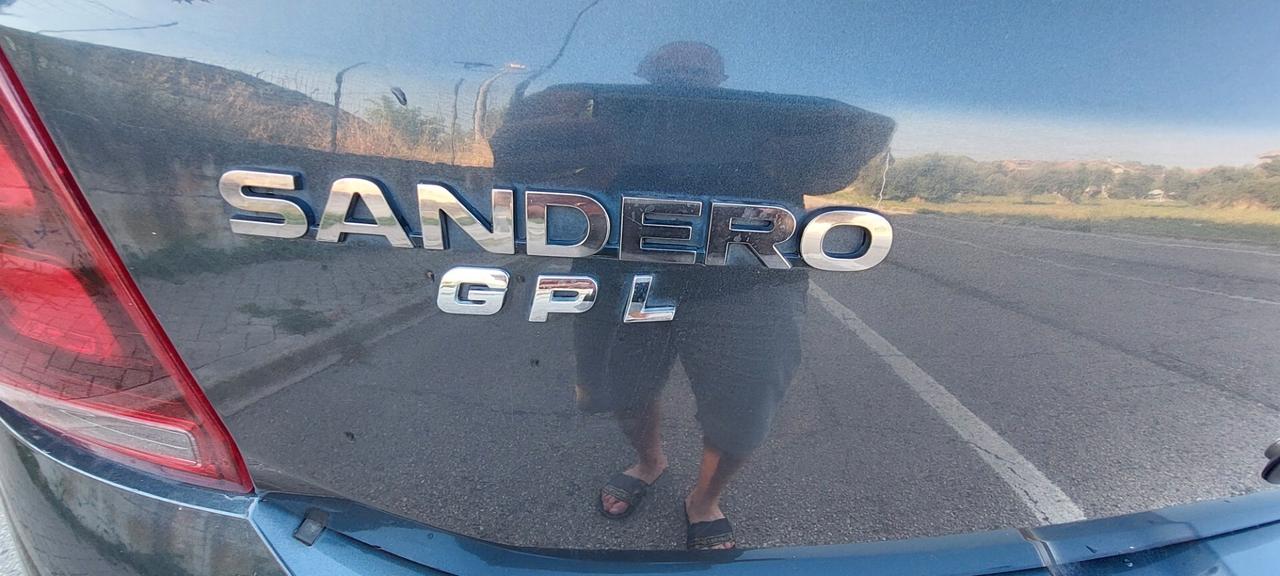 SANDERO STEPWAY 900 TURBO GPL DI SERIE SeS SS WOW 90 CV NAVI RETROCAMERA STRAFULL OPTIONAL