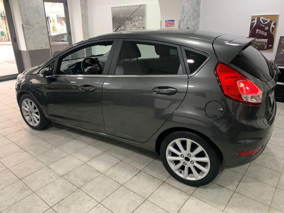 Ford Fiesta 1.5 TDCi 75CV 5 porte Titanium