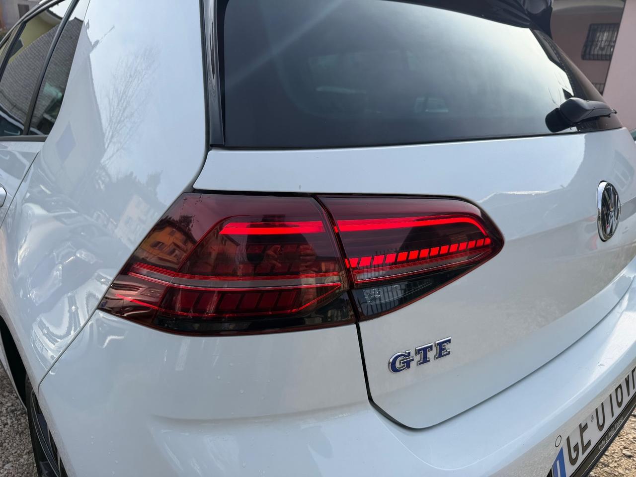 Volkswagen GOLF GTE PLUGIN HYBRID DSG 5P EU6B FULLOPT