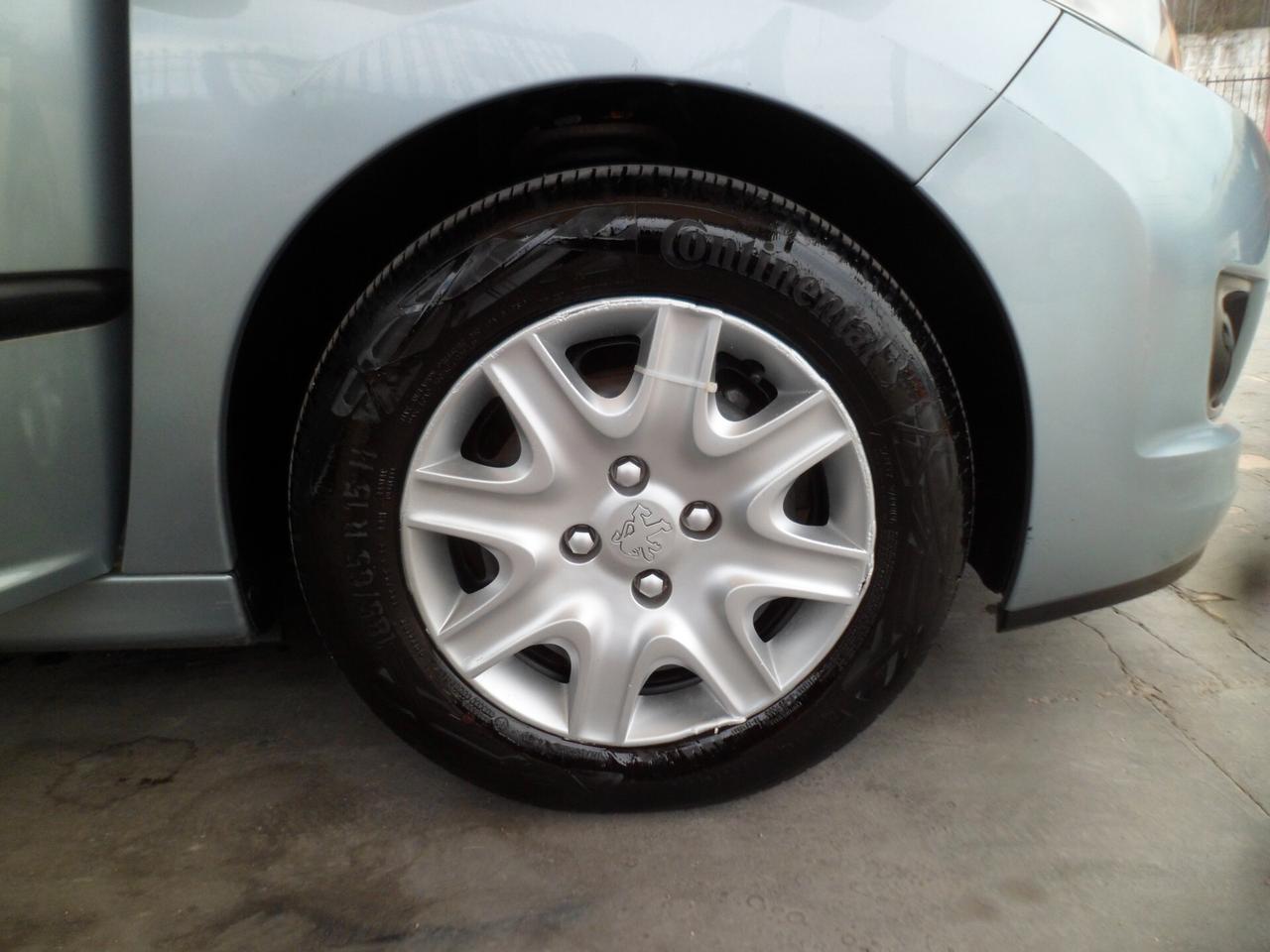 Peugeot 207 1.4 8V 75CV SW Energie Sport ECO GPL