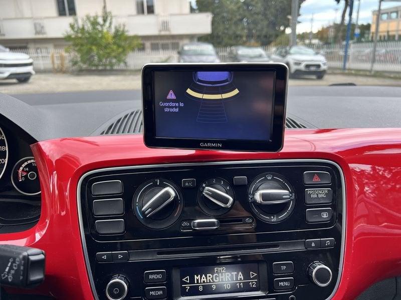 Volkswagen up! 1.0 75 CV 5p. cross up!