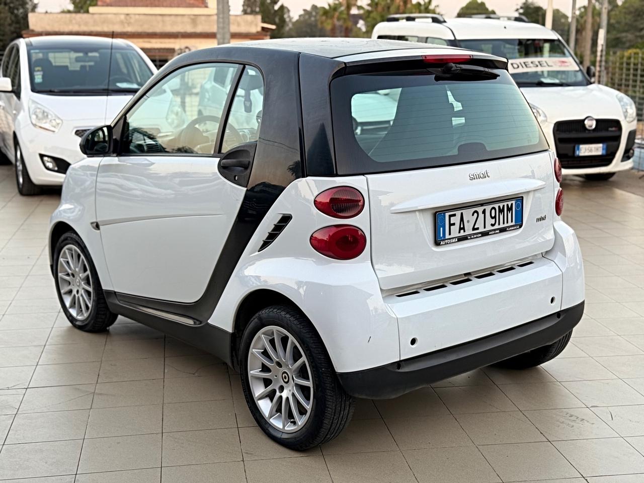 Smart ForTwo 1000 45 kW MHD coupé pure Garanzia 12 Mesi
