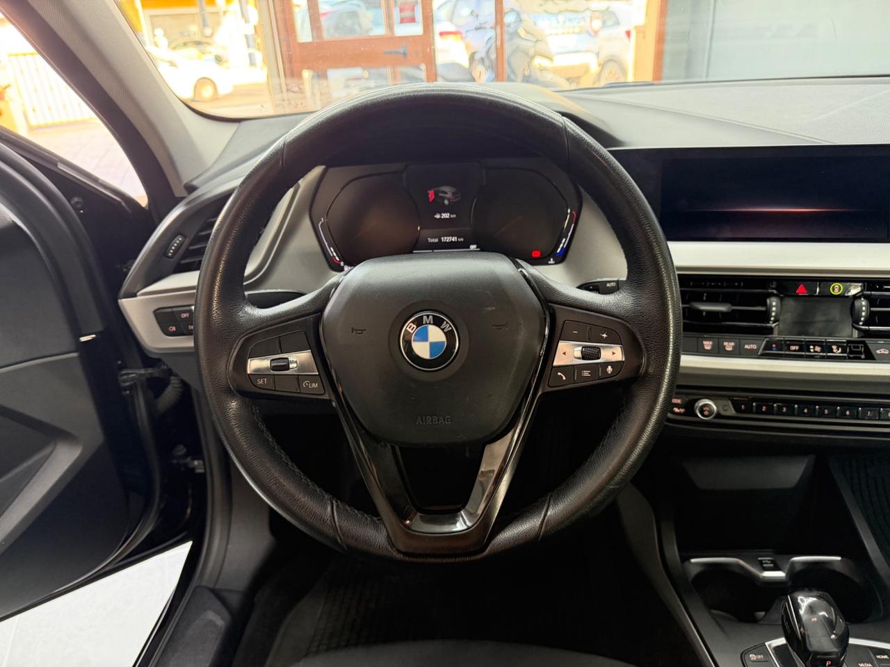 Bmw 116d 5p. Advantage Automatica