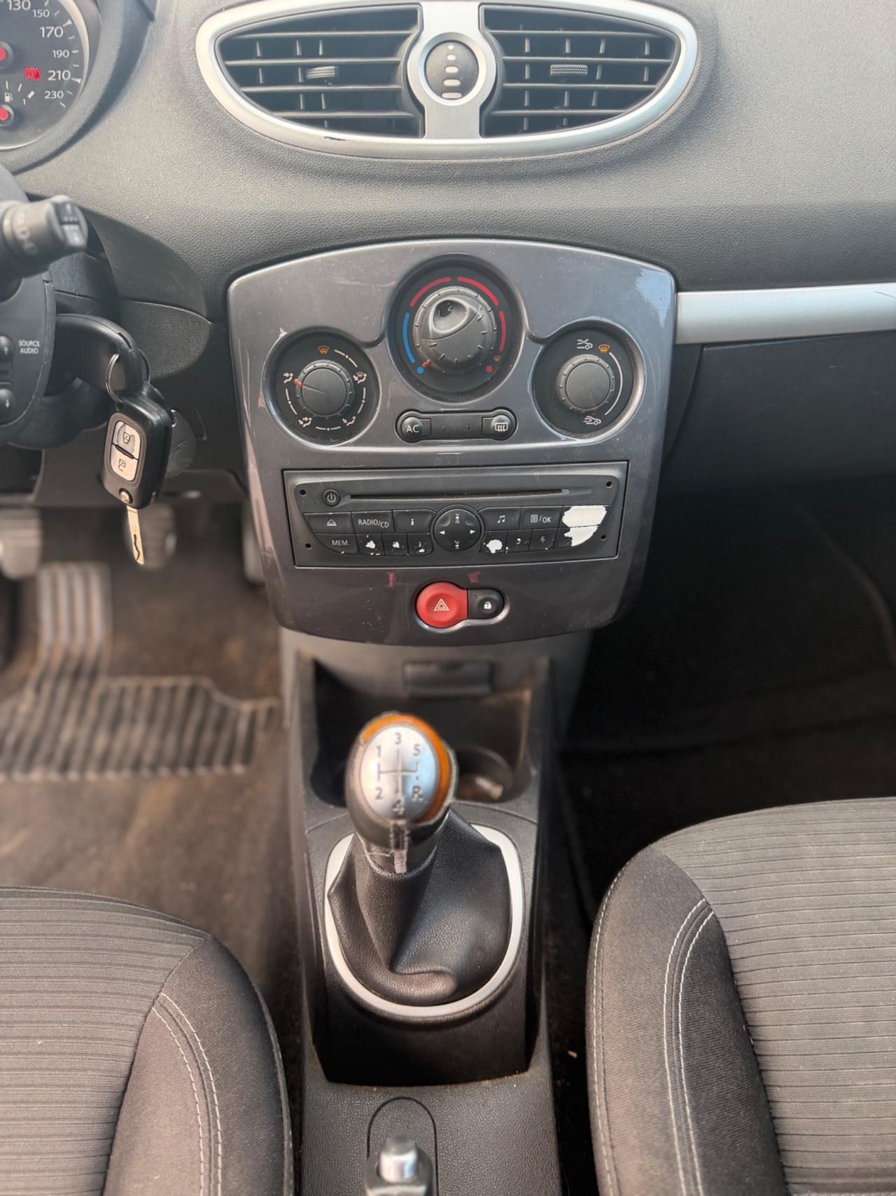 Renault Clio 1.2 16V 5 porte*Neopatentati*
